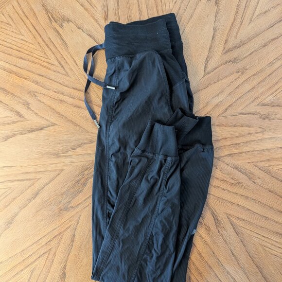 Lululemon Dance Studio Joggers - Picture 5 of 5